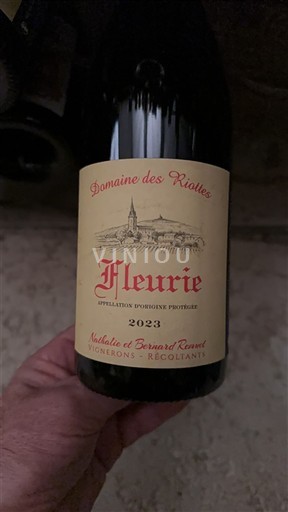 Vin Rouge sec Domaine S Riottes 2023 France Beaujolais Fleurie AOC