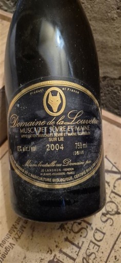 Thung lũng sông Loire Muscadet Sèvre et Maine Domaine La Louvetrie 2004
