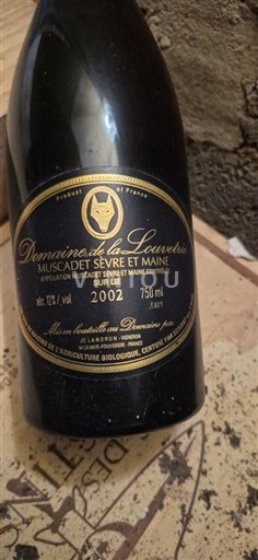 Thung lũng sông Loire Muscadet Sèvre et Maine Domaine La Louvetrie 2002