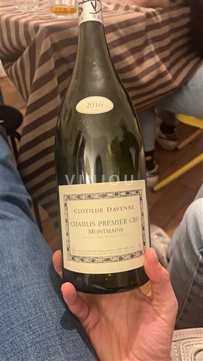 Burgundy Chablis Premier Cru Clotilde Davenne Montmains 2016