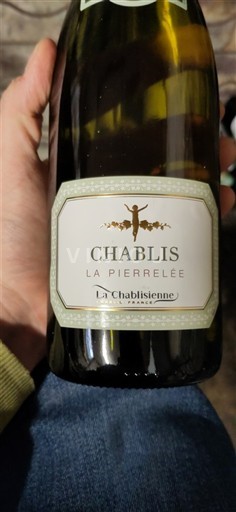 Borgoña Chablis La Chablisienne chablis la pierrelé 2021