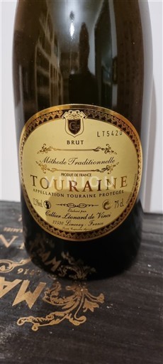 Vallée de la Loire Touraine Cave Cooperative des Vignerons de Montlouis (Cellier Leonard de Vinci) Non Millésimé