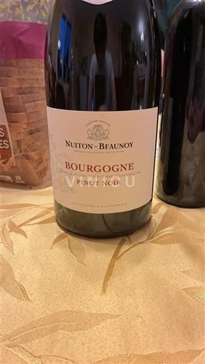 Bourgogne Nuiton-Beaunoy Icke årgångsbetecknad