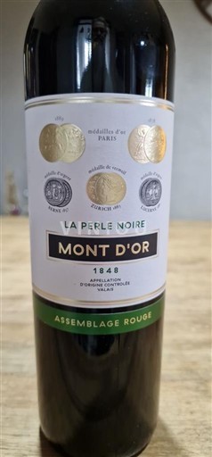 Valais Thành phố Sion Grand Cru Mont d'Or La Perle Noire 2024