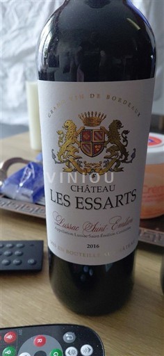Bordeaux Lussac-Saint-Émilion Château Les Essarts 2016
