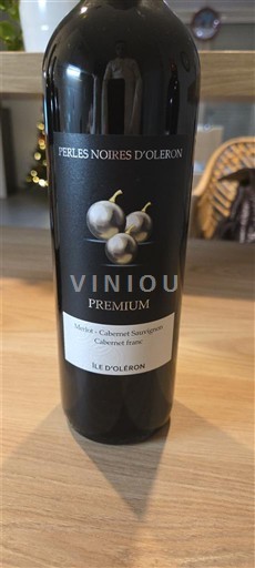 Akvitánie a Charentes Charentais Perles Noires d'Oléron Premium Neročník