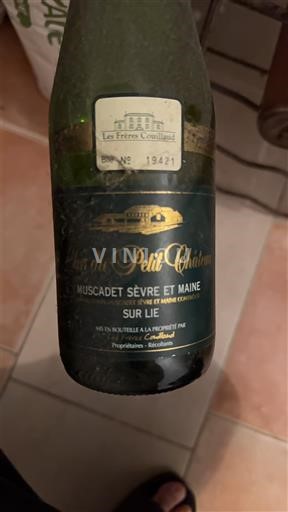 Loire-dalen Muscadet-Sèvre-et-Maine Château Clos du Petit Château Ikke årgangsbestemt