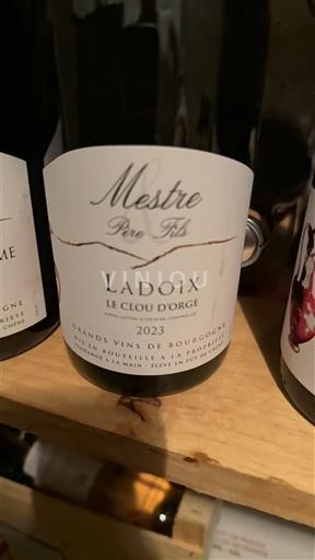 Burgundsko Ladoix Mestre Père et Fils Le Clou d'Orge 2023