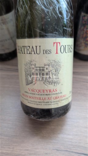 Vin Rouge sec Château S Tours Non millésimé France Vallée du Rhône Vacqueyras AOC