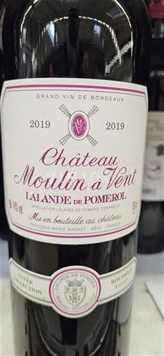 Burdeos Lalande-de-Pomerol Château Moulin à Vent Sélection 2019