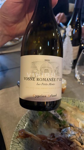 Burgundsko Vosne-romanée Premier Cru Cyprien Arlaud Les Petits Monts 2021