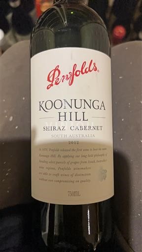Južna Avstralija Ni doloceno Penfolds Koonunga Hill Shiraz Cabernet 2012