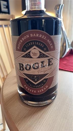 Vùng trồng nho được cấp phép California Clarksburg Bogle Vineyards Bourbon Barrel-Aged Petite Sirah 2018