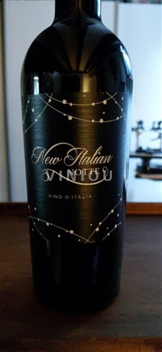 Nespecifikováno Víno z Itálie New Italian Notte Neročník