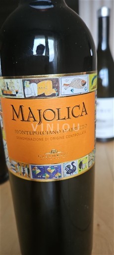 Abruzzerne Montepulciano d'Abruzzo Cantina Tollo Majolica Ikke årgangsbestemt