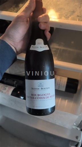 Burgundi E paspecifikuar Nuiton-Beaunoy 2021