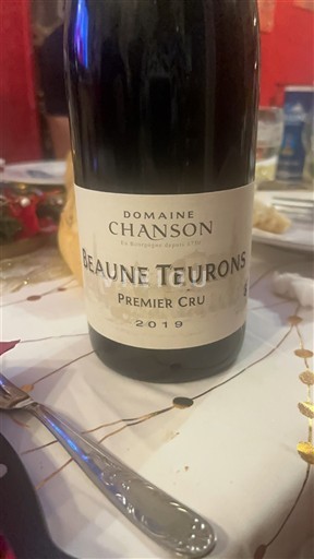 Burgundsko Beaune Premier Cru Domaine Chanson Beaune Teurons 2019