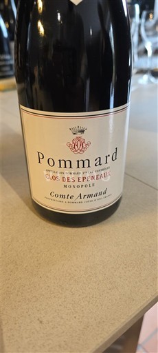 Borgoña Pommard Premier Cru Comte Armand Clos des Epeneaux Monopole 2013
