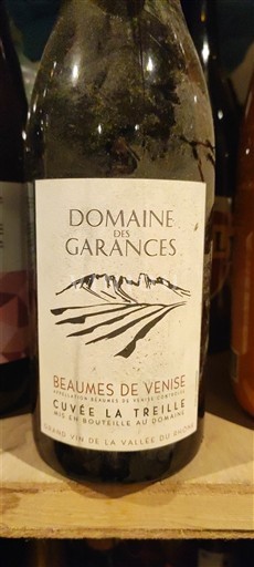 Údolí Rhôny Beaumes de Venise Domaine S Garances La Treille 2012