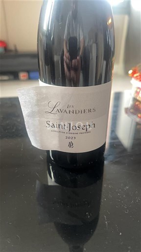 Viner Rouge sec Les Lavandiers 2023 Frankrike Rhônedalen Saint-Joseph AOC