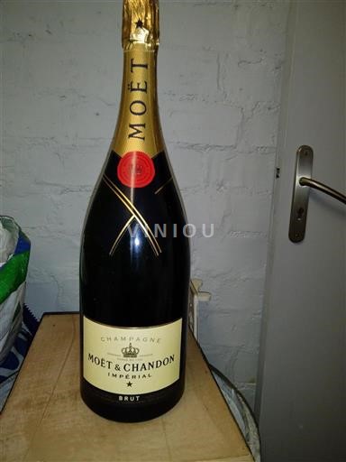 Champagne Sâm-panh Moët & Chandon Brut Impérial Không niên vụ