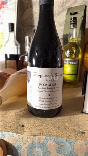 Borgoña Pommard Hospices de Beaune Suzanne Chaudron 2022