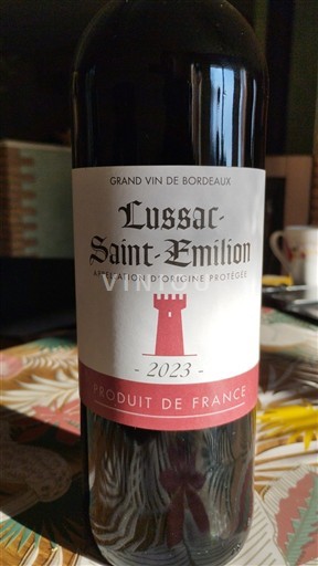 Bordeaux Lussac-Saint-Émilion Produit de françe 2023