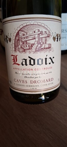 Burgundija Ladoix Caves Dromard 2023