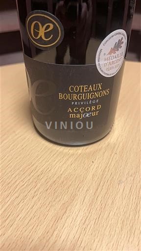 Burgundy Coteaux Bourguignons NOT_FOUND Accord Majeur Privilège 2023