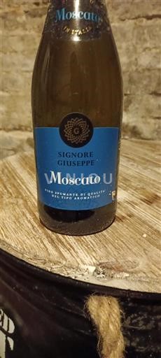 Piemonte Moscato d’Asti Signore Giuseppe Không niên vụ