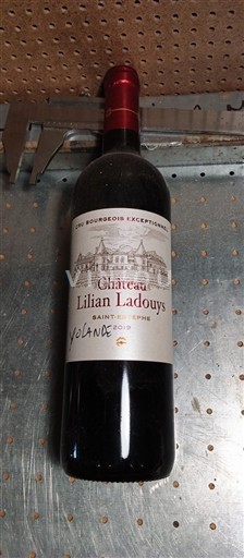 Bordeaux Saint-Estèphe Château Lilian Ladouys Yolande 2010