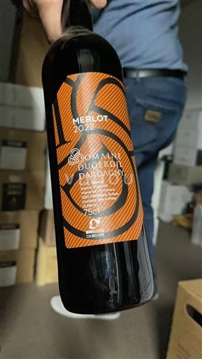 Genève Giữa Sông Arve và Hồ Domaine Gerdil Merlot 2022
