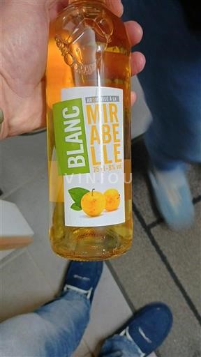 Lorraine Mirabelle Không niên vụ