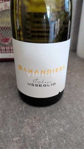 Rhônedalen Côtes du Rhône Stéphane Usseglio Les Amandiers Icke årgångsbetecknad