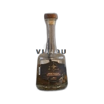 Rom Aranjat Rhum Arrangé banane canelle La vierges du cap  Reunion Nespecificat