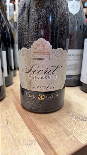 Burgundsko Albert Bichot Secret de Famille 2013