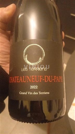 Víno Rouge sec Les Terriens 2022 Francie Údolí Rhôny Châteauneuf-du-Pape AOC