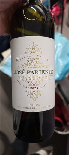 Kastilja i Leon Руэда José Pariente Verdejo 2024