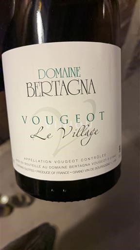 Bourgogne Vougeot Domaine Bertagna Le Village 2023