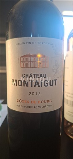 Wines Rouge sec Château Montaigut 2016 France Bordeaux Côtes de Bourg AOC