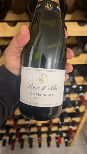 Champagne Larme di Alba Spécial Réserve Non Millésimé