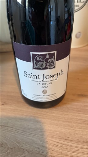 Wijnen Rouge sec La Croix Bernard & Nicolas Grivot 2023 Frankrijk Rhônevallei Saint-Joseph AOC