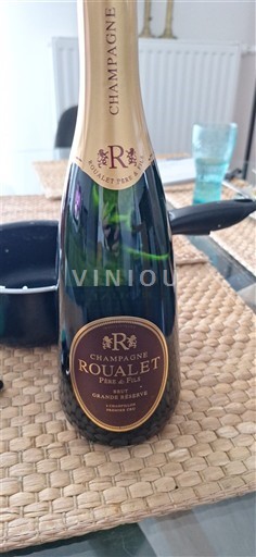 Šampanja Šampanjec Roualet Père et Fils Grande Réserve Neleten.