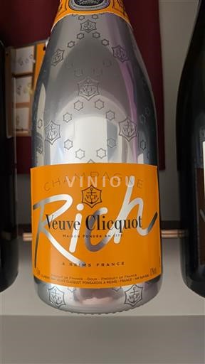 Šampanja Šampanjec Veuve Clicquot Rich Neleten.