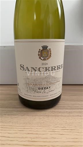 Thung lũng sông Loire Sancerre. Dezat 2024