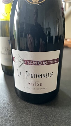Thung lũng sông Loire Anjou Domaine Haut Fresne La Pigeonnelle 2023
