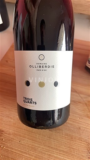 Languedoc ja Roussillon Pays d'Oc Domaine Olliberie Trois Quarts Ei vuosikertaa