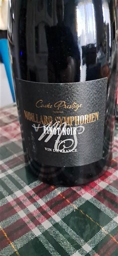 Rượu vang Rouge sec Cuvée Prestige Moullare Symphorien Non millésimé Pháp Thung lũng sông Loire Không được chỉ định AOC