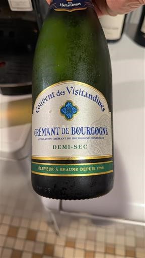 Vera e gazuar Blanc demi-sec Caveau des Visitandines Non millésimé Francë Burgundi Crémant-de-Bourgogne AOC