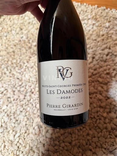 Viner Rouge sec Les Damodes Pierre Girardin 2022 Frankrike Bourgogne Nuits-Saint-Georges AOC Premier Cru